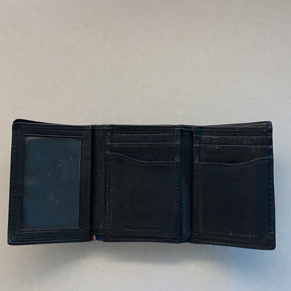 Tommy Hilfiger Wallet - Picture 3 of 7